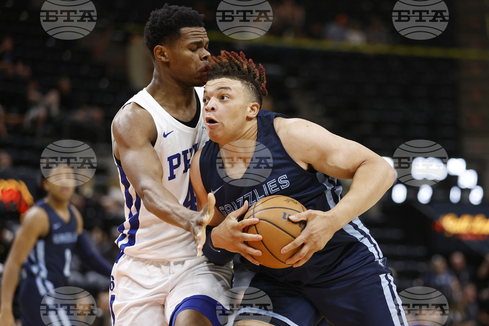 Grizzlies 76ers Basketball