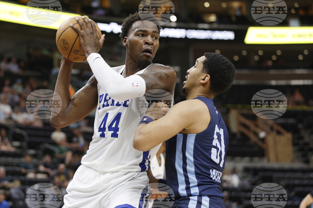 Grizzlies 76ers Basketball