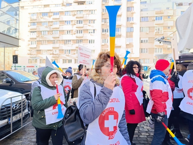 Румъния - здравни служители - протести