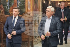 Троянски манастир - зарязване на лози