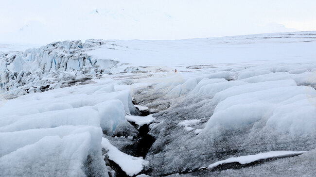 Българката Мариета Георгиева стъпи на най-южната точка на Земята след 110-километров ски преход