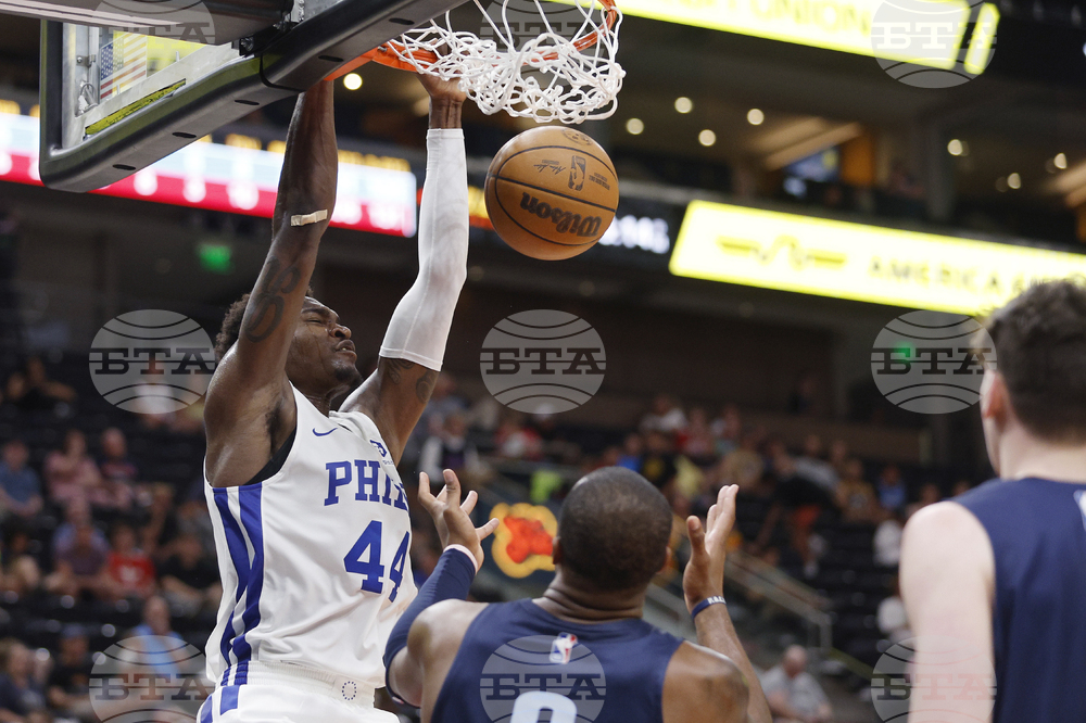Grizzlies 76ers Basketball