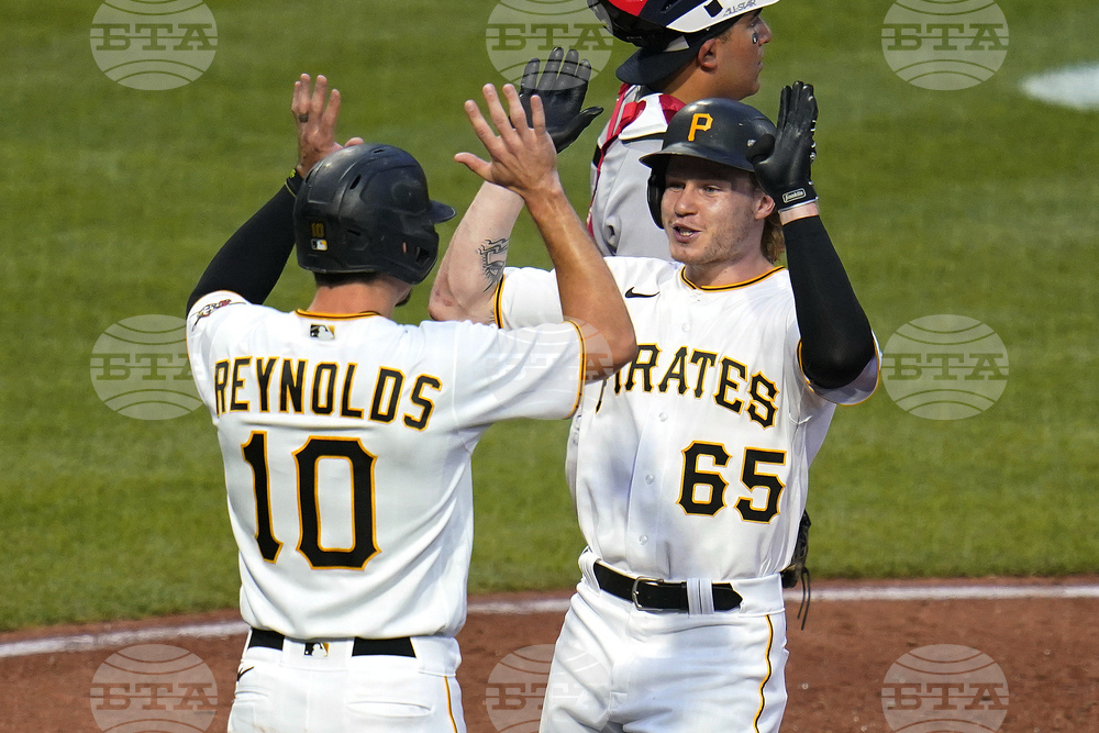 Yankees Pirates Baseball