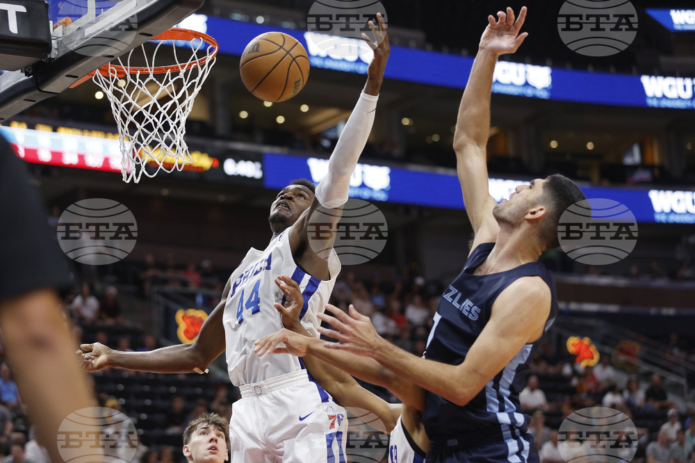 Grizzlies 76ers Basketball