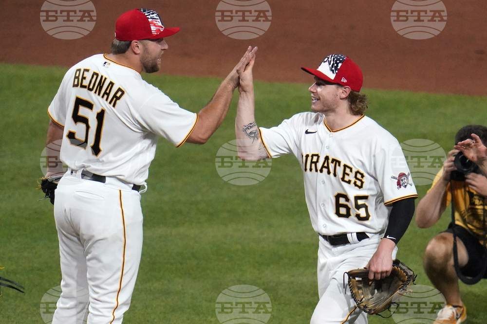 Yankees Pirates Baseball