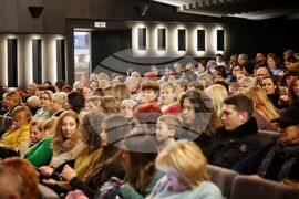 Бургас - „Пулсът на танца” - филм - прожекция - среща с екипа