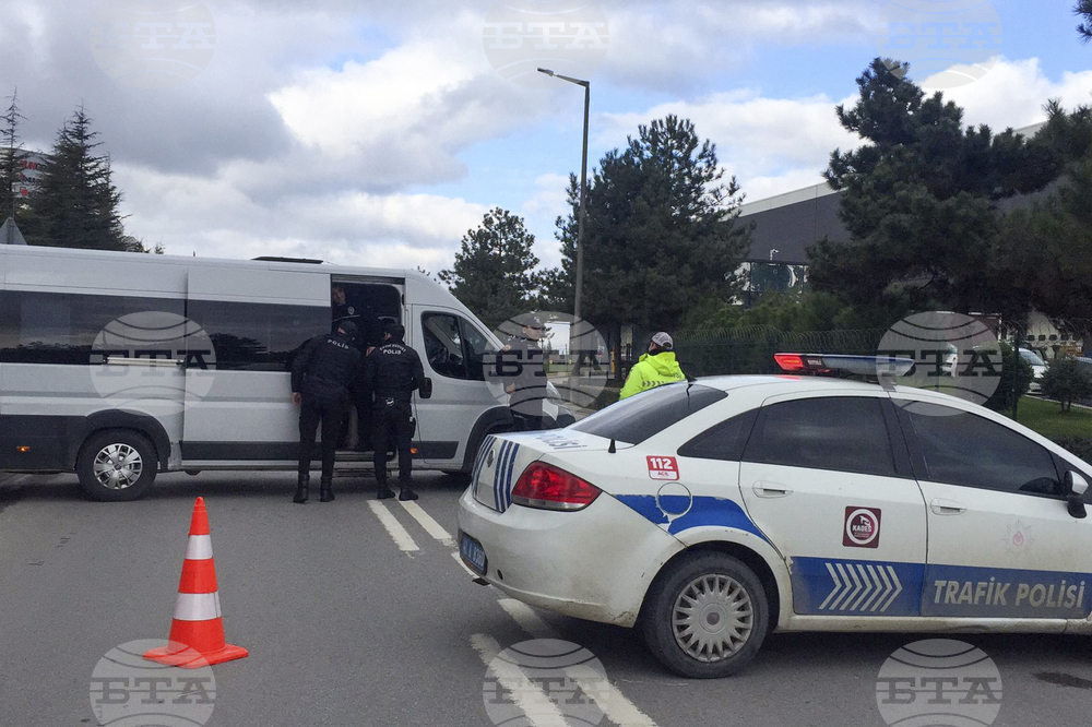Двама души са ранени в катастрофа на български ТИР и бетоновоз край Одрин