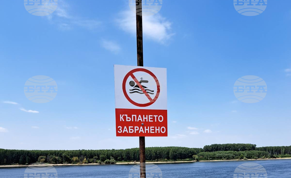 Кметът на Ловеч забрани целогодишното къпане във всички водни обекти, които са публична общинска собственост