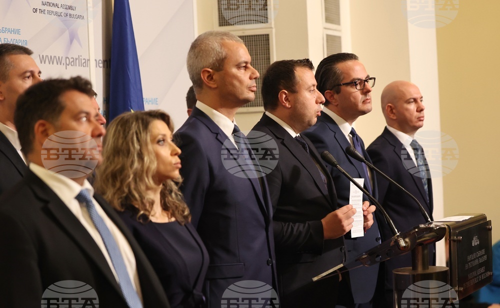 Парламент - Възраждане - брифинг