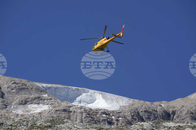 Най-малко двама скиори са загинали при лавина в италианската провинция Южен Тирол