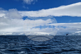 Национална антарктическа експедиция - Военен научноизследователски кораб „Св. Св. Кирил и Методий“ - НИК 421