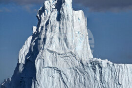 Национална антарктическа експедиция - Военен научноизследователски кораб „Св. Св. Кирил и Методий“ - НИК 421