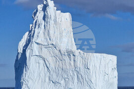 Национална антарктическа експедиция - Военен научноизследователски кораб „Св. Св. Кирил и Методий“ - НИК 421