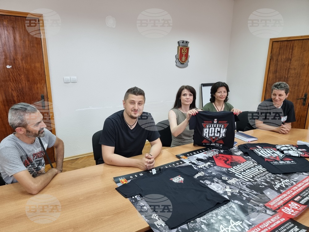 Нивото на "Хасково Рок" се вдига с всяка година, каза фронменът на домакините от "Хангар 42" Боян Гегов