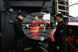 Национална антарктическа експедиция - аржентинска база на Антарктида „Керлини“ - Военен научноизследователски кораб „Св. Св. Кирил и Методий“ - НИК 421