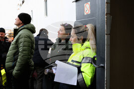 Национална антарктическа експедиция - аржентинска база на Антарктида „Керлини“ - Военен научноизследователски кораб „Св. Св. Кирил и Методий“ - НИК 421