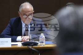 Парламент – комисия по вътрешна сигурност и обществен ред