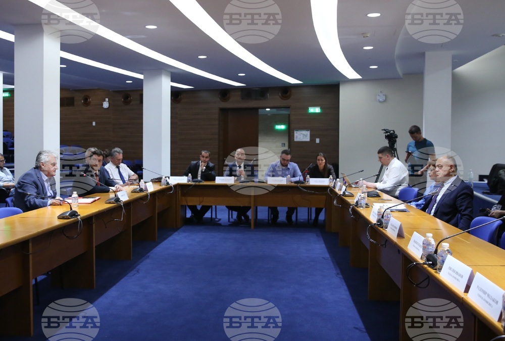 Парламент – комисия по вътрешна сигурност и обществен ред