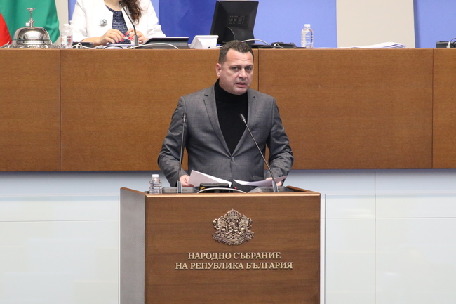 Иван Ченчев: Недомислие в закона спъва наша паралимпийска медалистка да продължи да прославя България