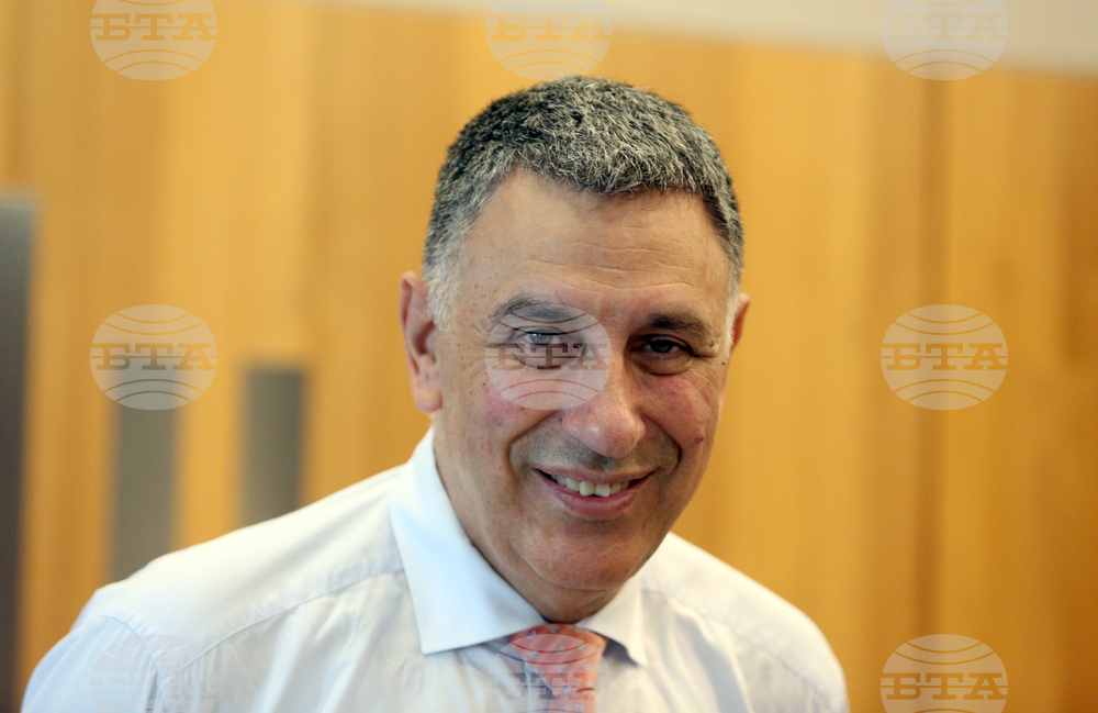 Изложба - Акад. Георги Чернев и акад. Светлозар Недев