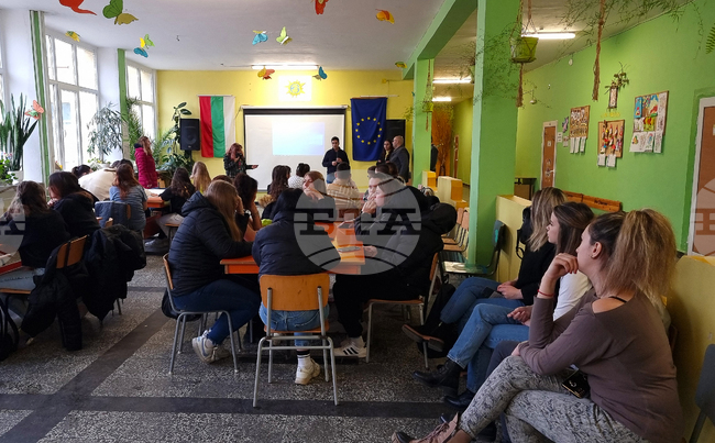 Разград - ученици - образователна игра