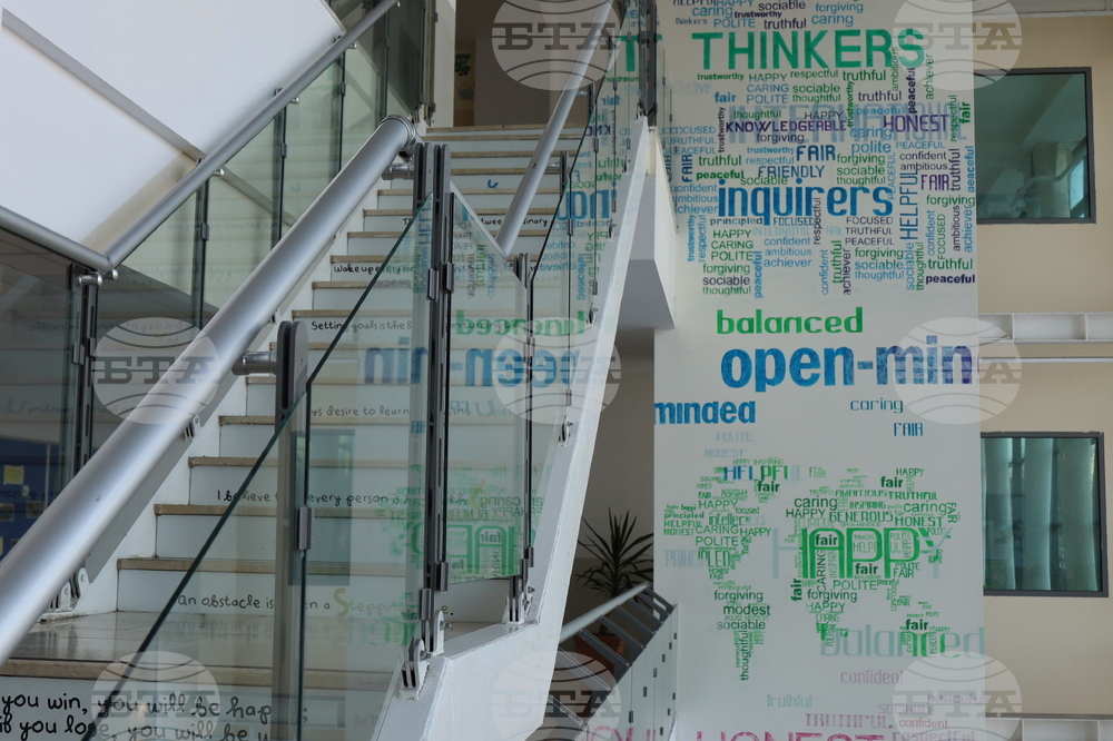 Румъния - Българчета учат в Международното училище в Букурещ