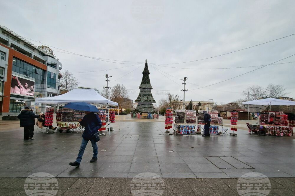 Бургас - продажба на мартеници