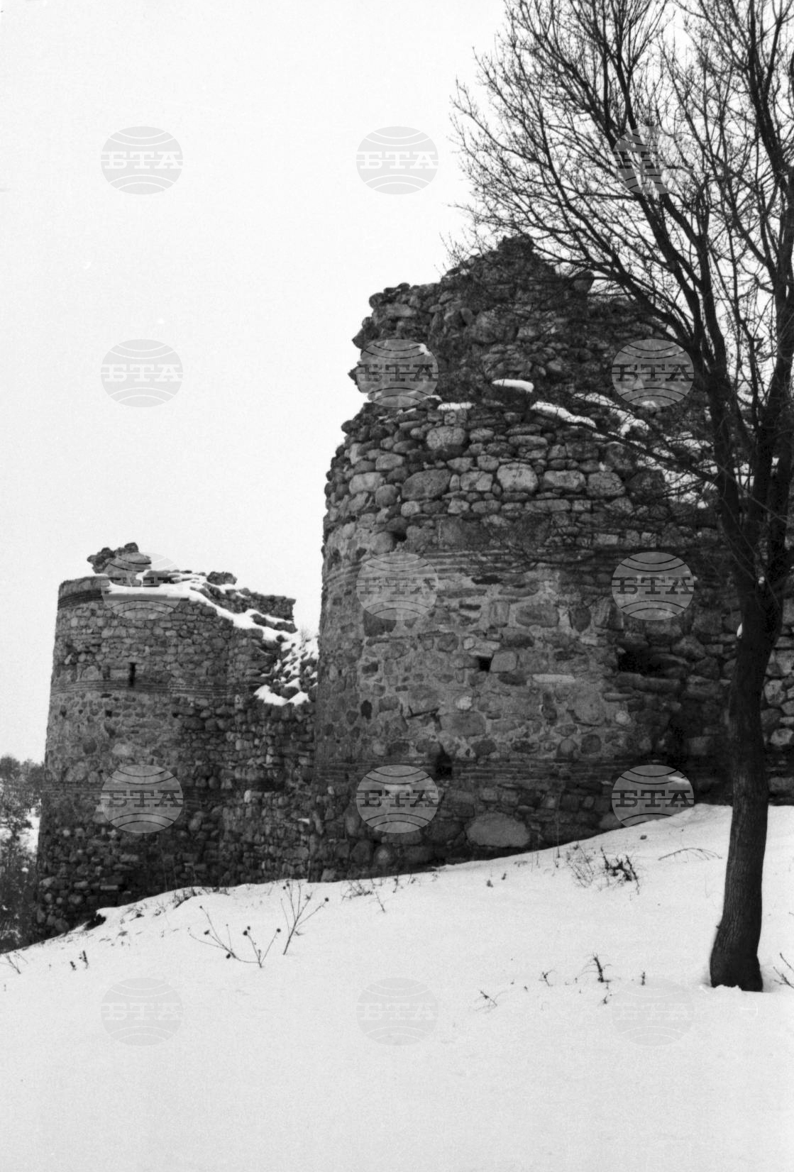 Средновековната крепост Мезек