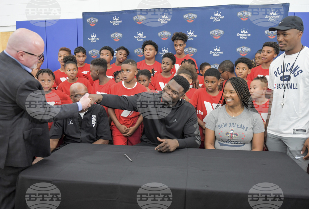 Pelicans Williamson Basketball