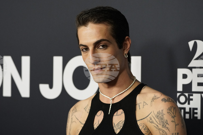  Дамиано Давид от „Монескин“ представя първия си самостоятелен албум