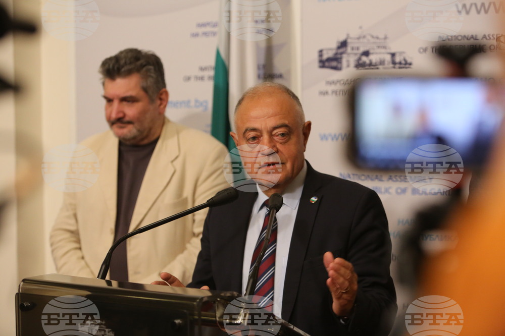 Парламент - Демократична България - брифинг