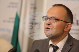 Парламент - Демократична България - брифинг