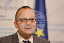 Парламент - Демократична България - брифинг