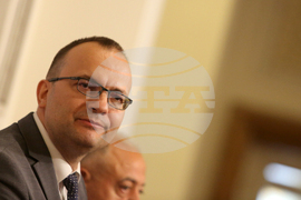 Парламент - Демократична България - брифинг