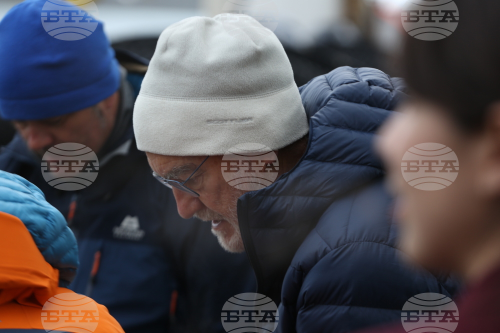 Национална антарктическа експедиция - залив на остров Ливингстън