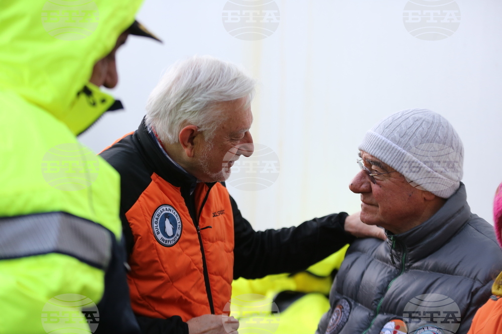 Национална антарктическа експедиция - залив на остров Ливингстън