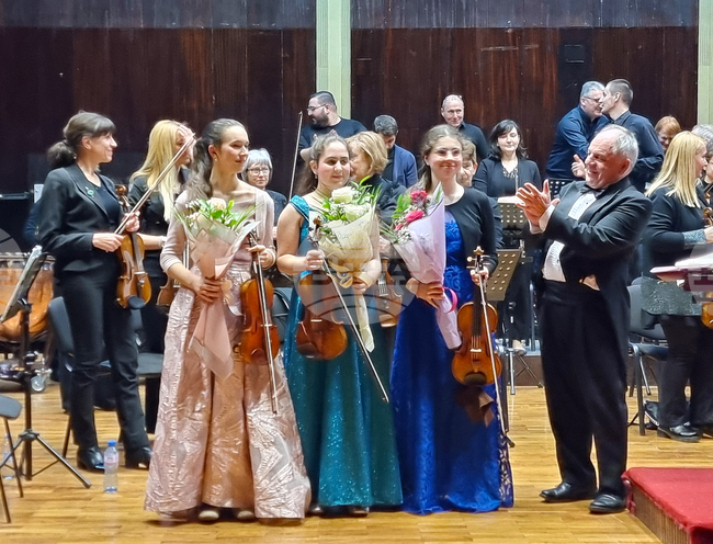 Видин - Симфониета - концерт „Млади таланти с концерти за цигулка“