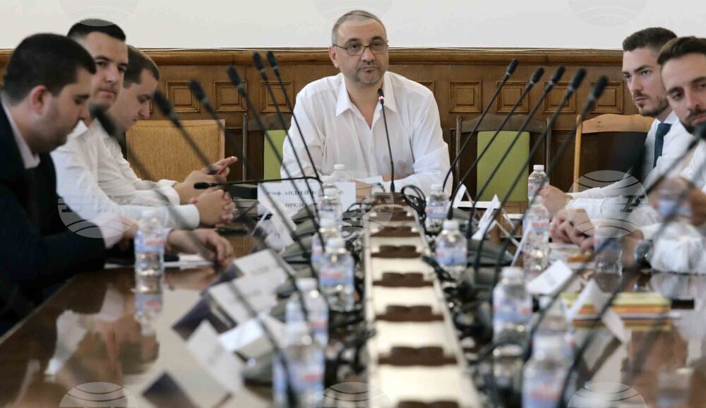 Парламент - Комисия по правата на човека, вероизповеданията и жалбите на гражданите