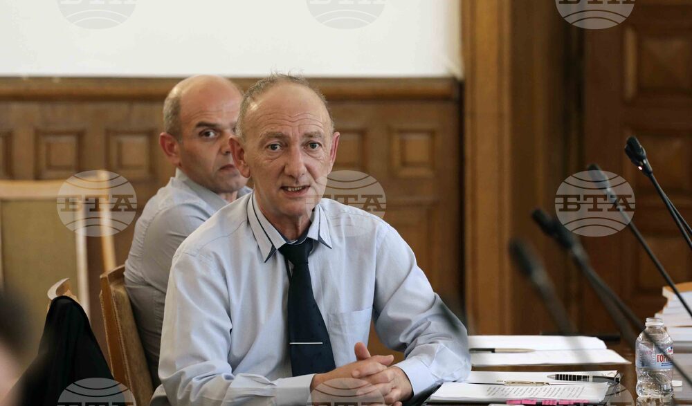 Парламент - Комисия по правата на човека, вероизповеданията и жалбите на гражданите