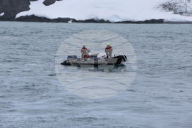 First Group of Spanish Scientists, Logisticians Leaves RSV 421, Heads to Juan Carlos I Spanish Antarctic Base