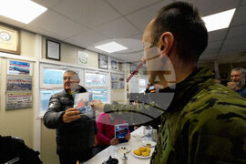 Национална антарктическа експедиция - испански учени и логистици - база - прибиране