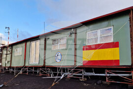 Национална антарктическа експедиция - испански учени и логистици - база - прибиране