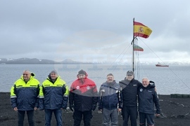 Национална антарктическа експедиция - испански учени и логистици - база - прибиране