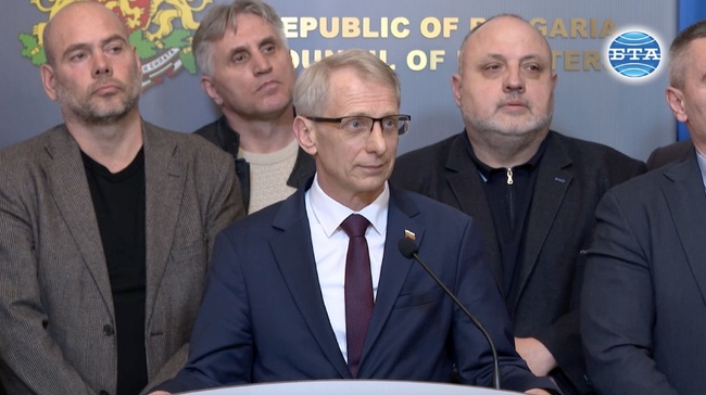 В зърнопроизводството ще бъдат подпомагани само стопанства, които могат да докажат загуба за 2023 г., обяви премиерът след среща с представители на бранша