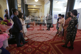 Парламент - БТА - изложба за българските медии по света