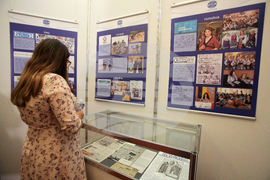 Парламент - БТА - изложба за българските медии по света