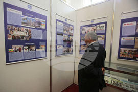 Парламент - БТА - изложба за българските медии по света