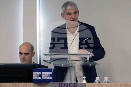 КНСБ - Пламен Димитров - форум