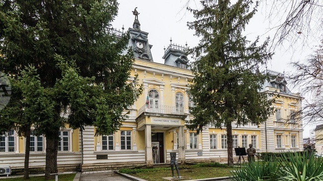 Художествената галерия в Силистра отпразнува 3 март и своя 54-ти рожден ден с изложба