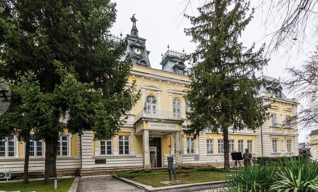 Художествената галерия в Силистра отпразнува 3 март и своя 54-ти рожден ден с изложба